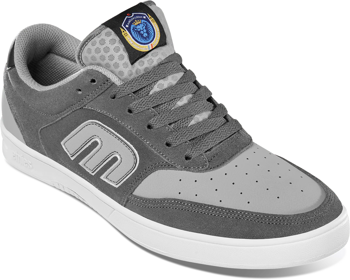 Grey etnies clearance