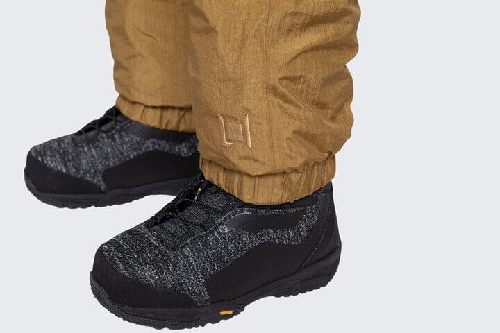 Gold snow pants deals