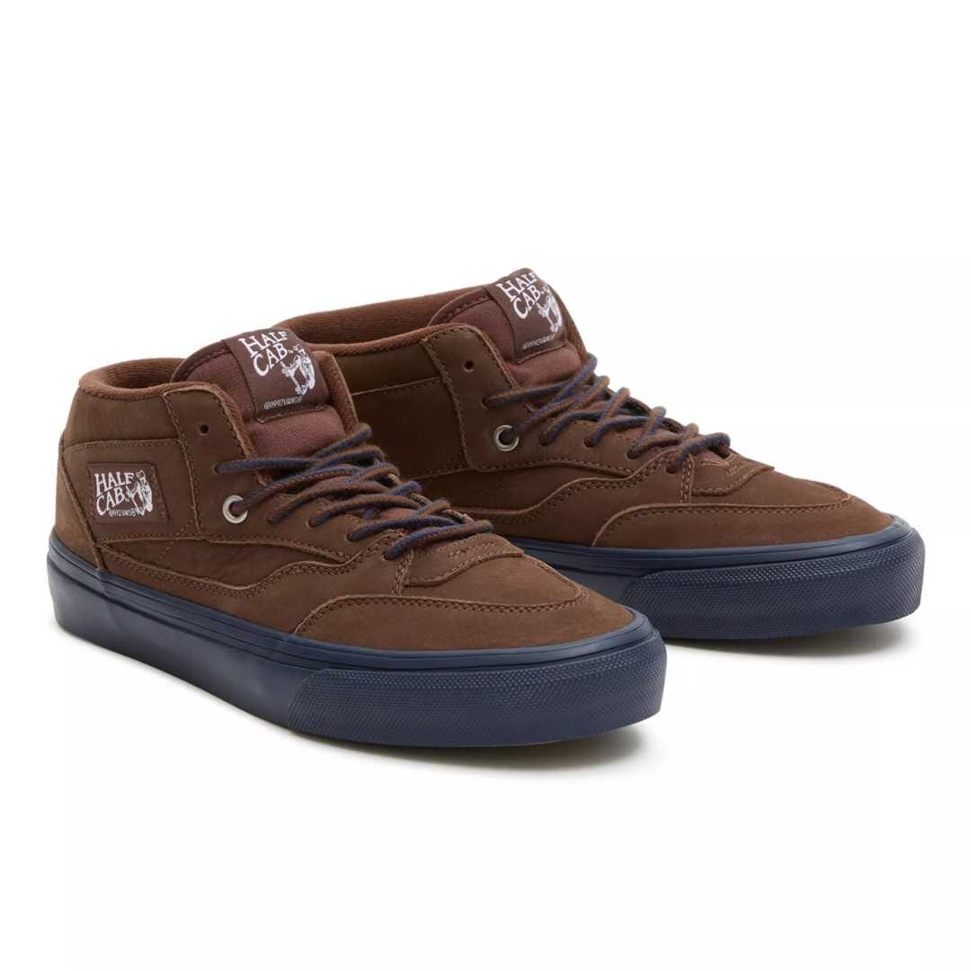 Brown suede clearance high top vans