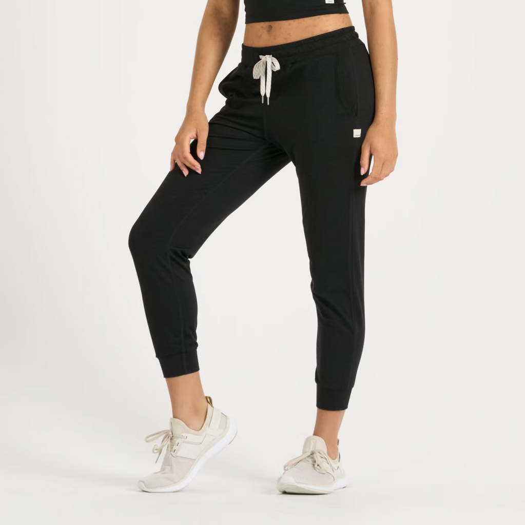 Vuori Women's Performance Jogger, Vuori Saskatoon